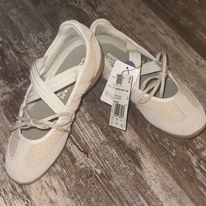 Adidas Barreda Mary Jane